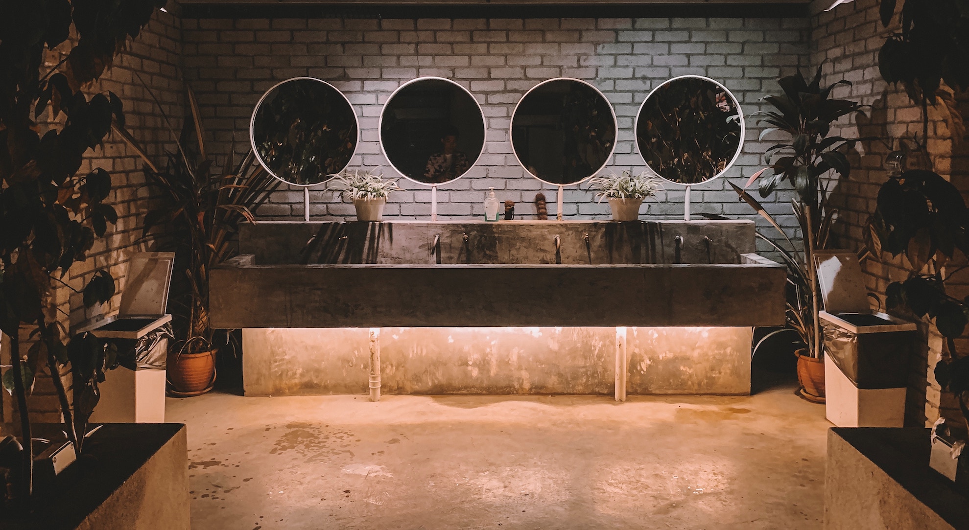 Why Your Bathrooms Matter to Your Restaurant’s Brand Response Marketing